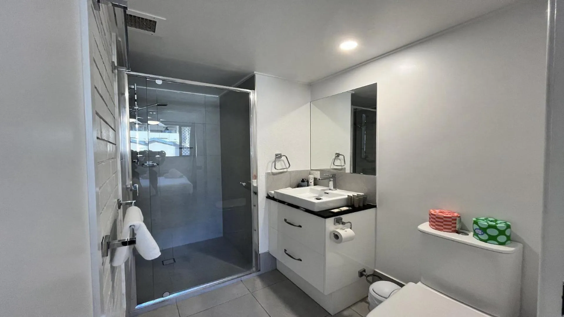 Amazing Views! Unit 3 Edgecliffe Apartment Caloundra 0*,