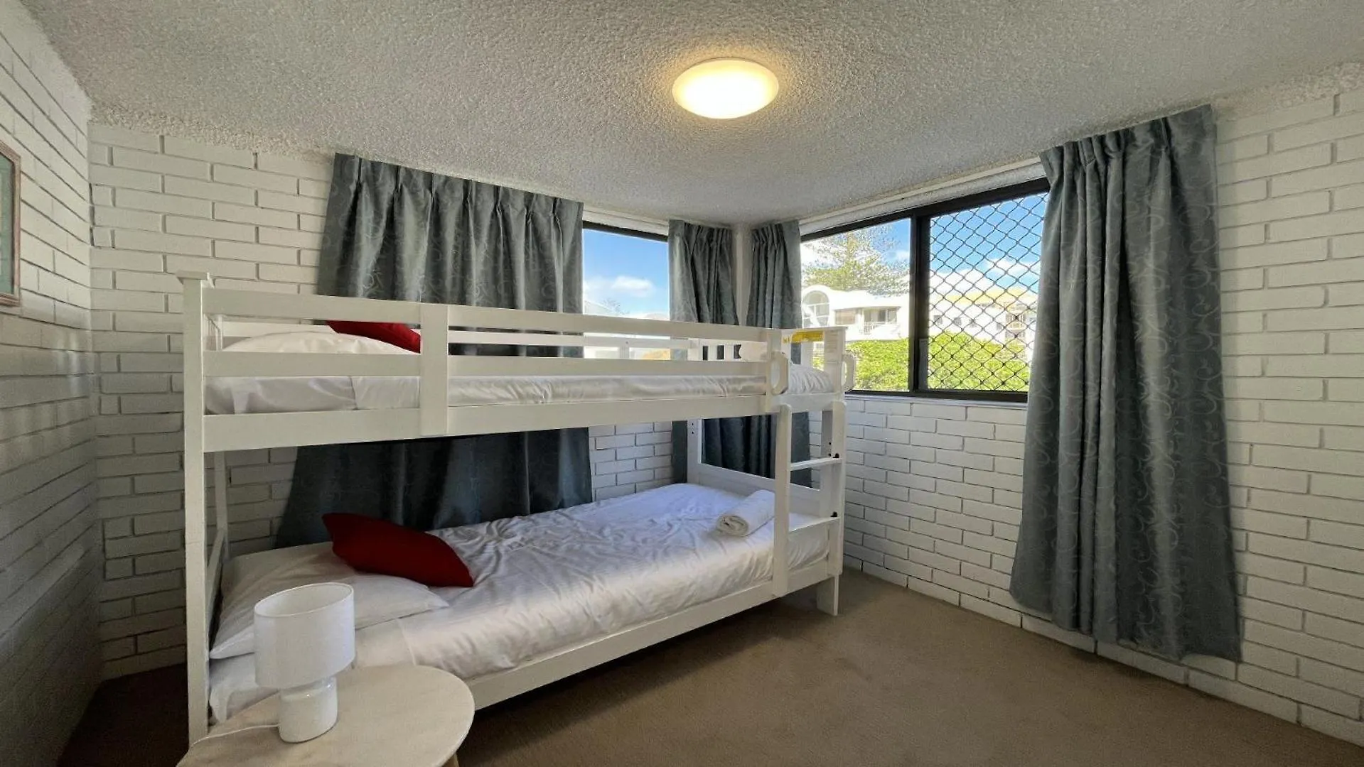 Amazing Views! Unit 3 Edgecliffe Apartment Caloundra 0*,  Australia